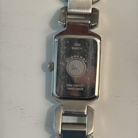 Burberry Heritage Luxury Womens Square Watch Beige Dial BU4212 7” - Picture 12 of 15